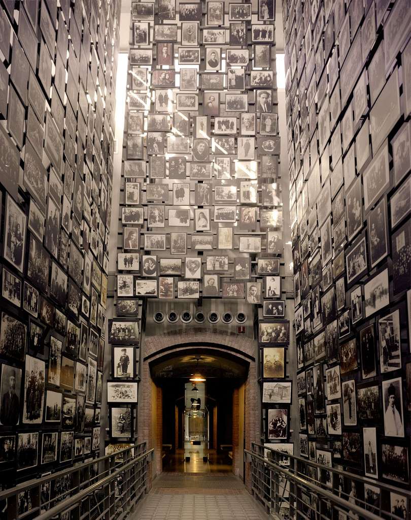 Wall of Remembrance at the USHMM